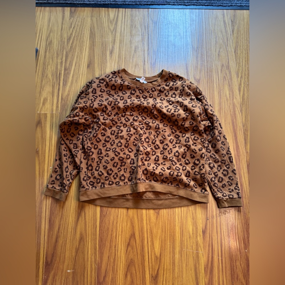 Leopard Print Brown Sweater size small girls